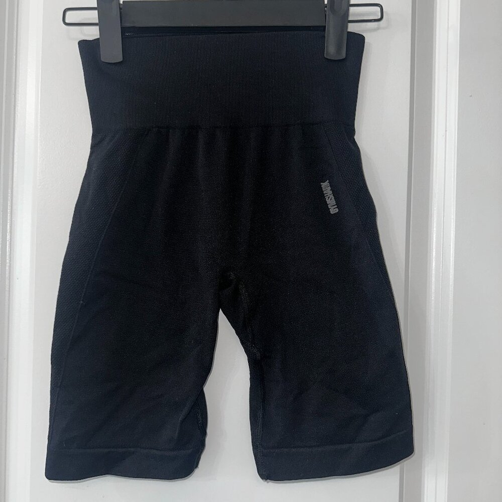 132. Gymshark Seamless Training Shorts XS - Black.